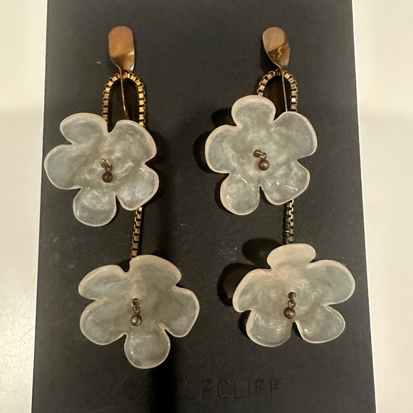 Anthropologie Jewelry - Anthropologie Flower Earrings